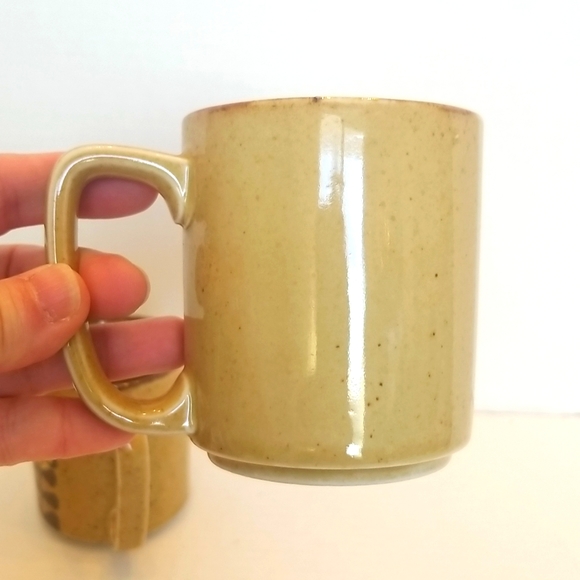 Vintage Mid Century Stoneware Speckled Coffee Mugs Made in Japan - Picture 6 of 8